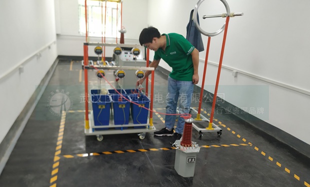 國電西高為新疆客戶提供調(diào)試服務(wù) 國電西高為新疆客戶提供調(diào)試服務(wù)