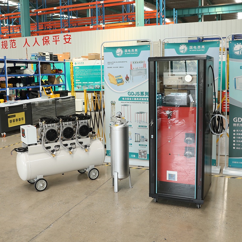 小型標(biāo)準(zhǔn)微量水分校驗(yàn)系統(tǒng)實(shí)物圖