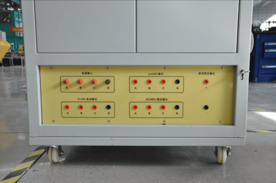 高低壓開(kāi)關(guān)柜通電試驗(yàn)臺(tái)GDGK-IV背面