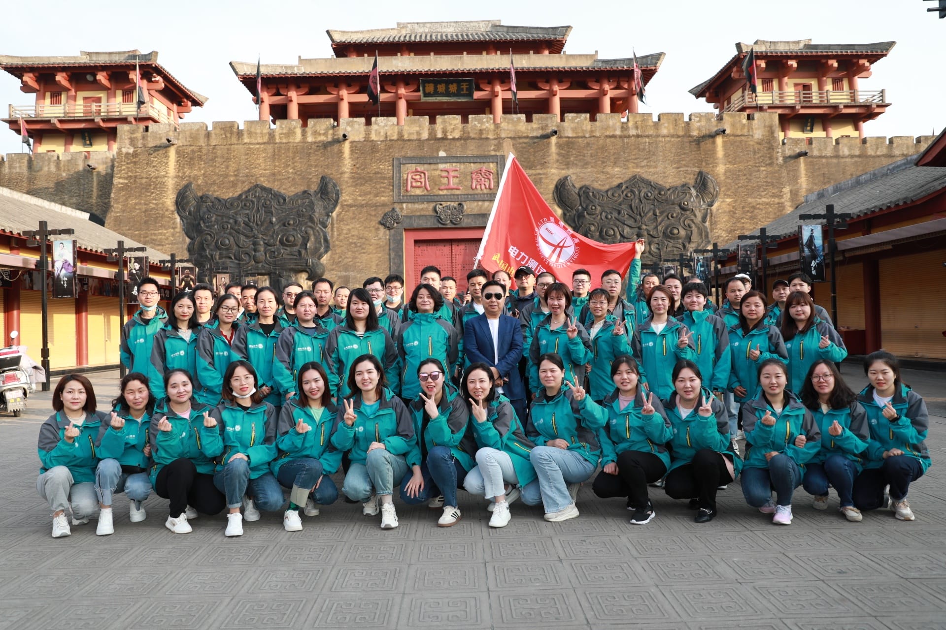 不負(fù)好時(shí)光，一起“趣”春游！